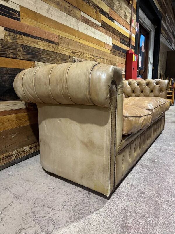Canapé Chesterfield 3 places en cuir - Années 1960
