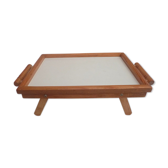 Foldable wooden serving tray