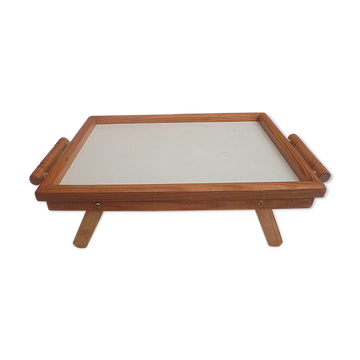 Foldable wooden serving tray