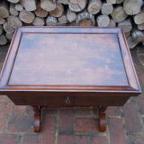 Worker side table / dressing table