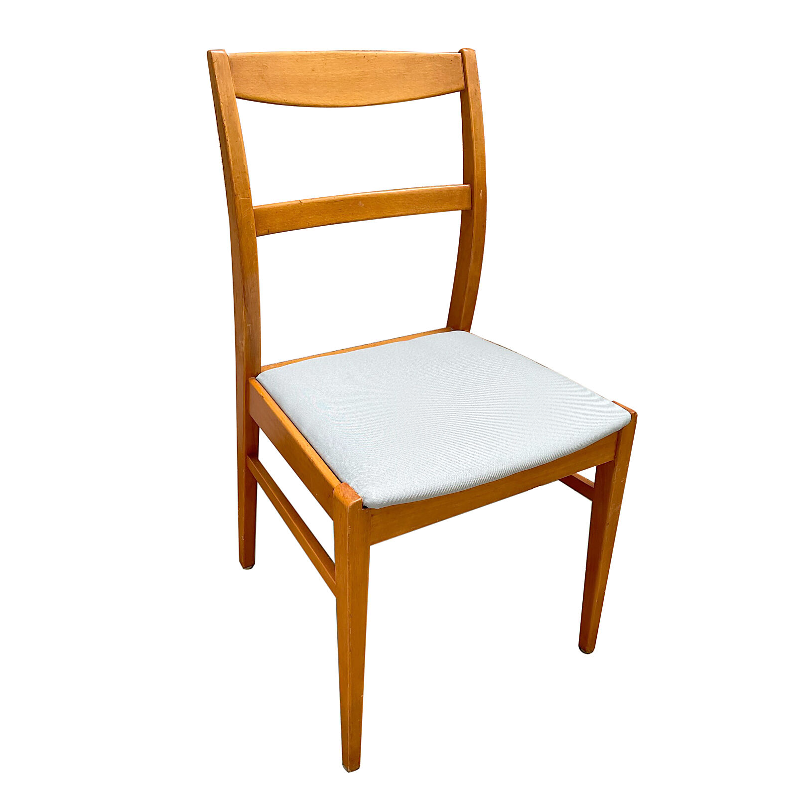 4 chaises de salle à manger scandinaves