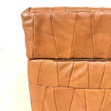 Storage pouffe in the "De Sede" style.