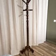 Coat hanger