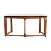 Art Deco design desk with a beautiful finish and elegant shapes