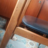 6 vintage leatherette chairs and wood