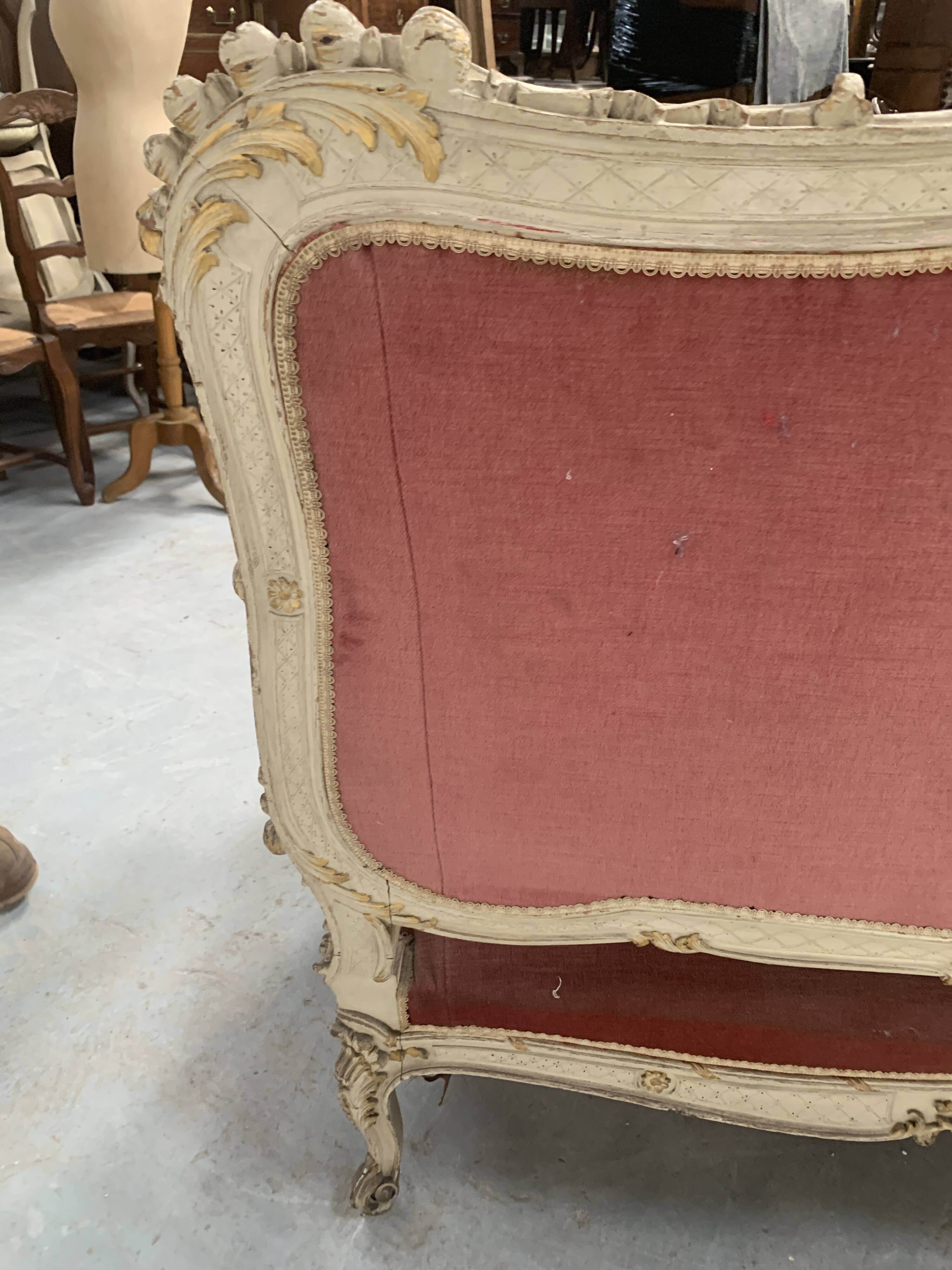 Louis XV style bench in lacquered and gilded beech, 20th century