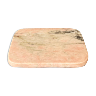 Cutting board in pink natural marble