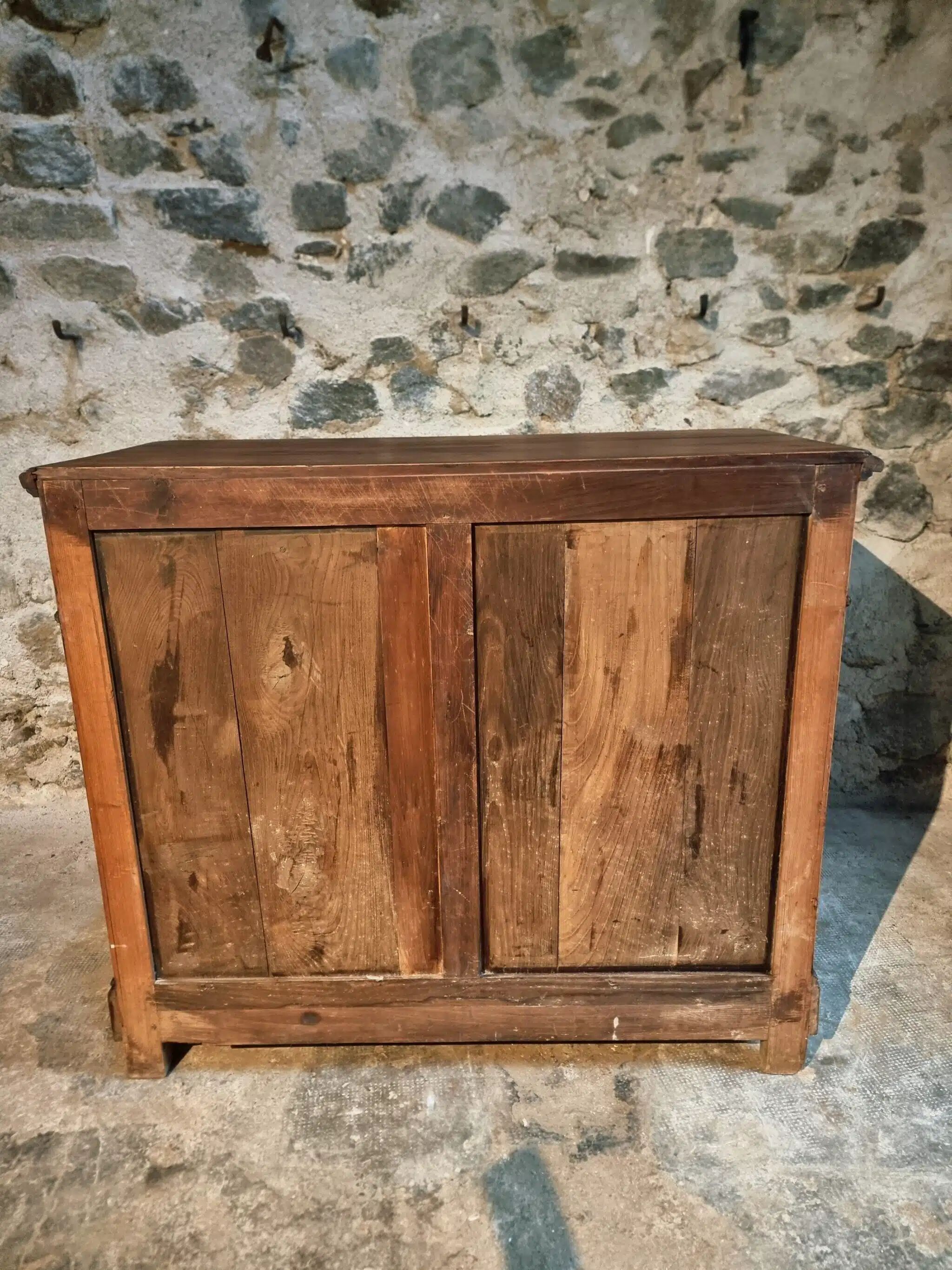 Antique French pine chest of drawers, early 1900s