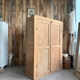 Small Parisian wardrobe