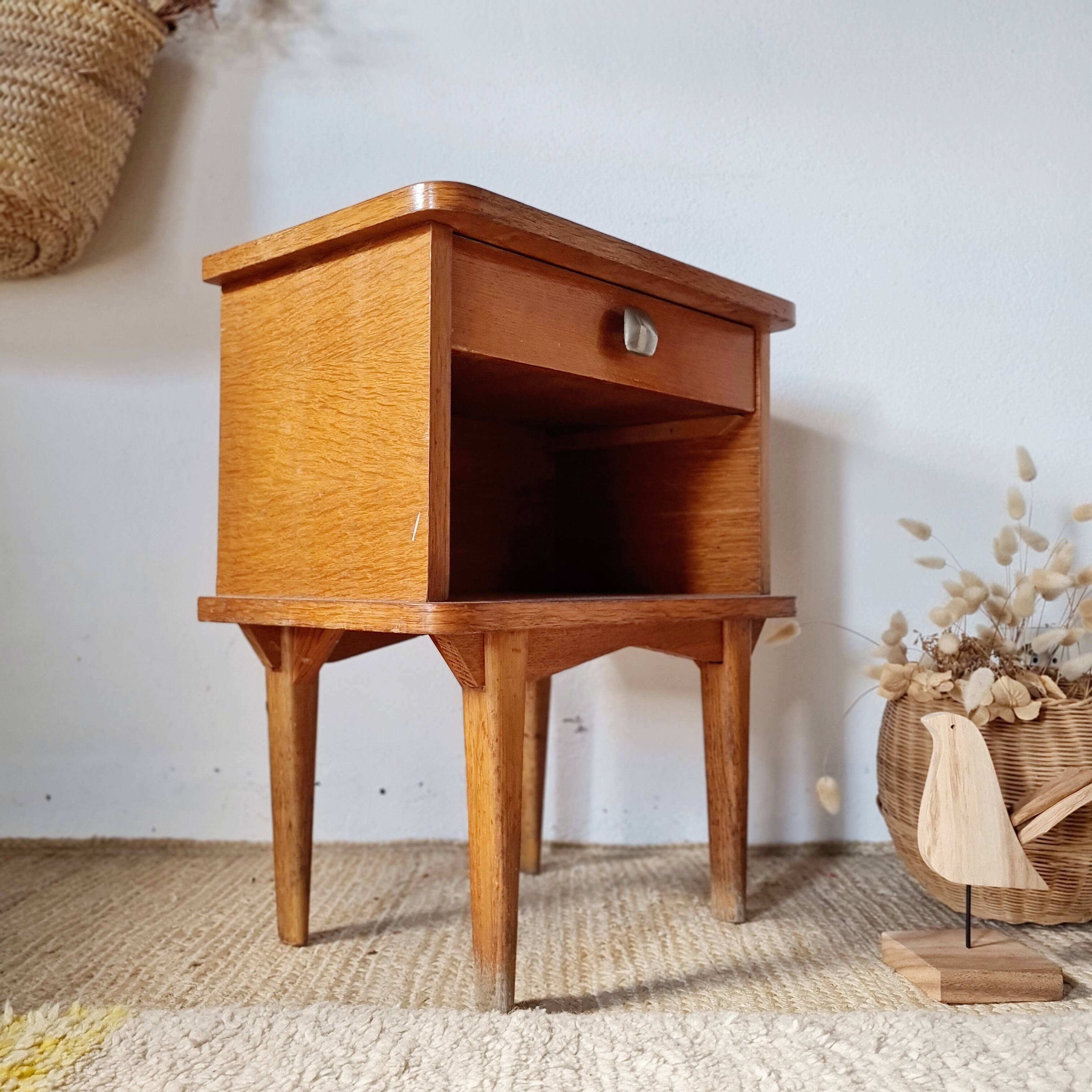Small vintage Scandinavian bedside table – Mid-Century Design
