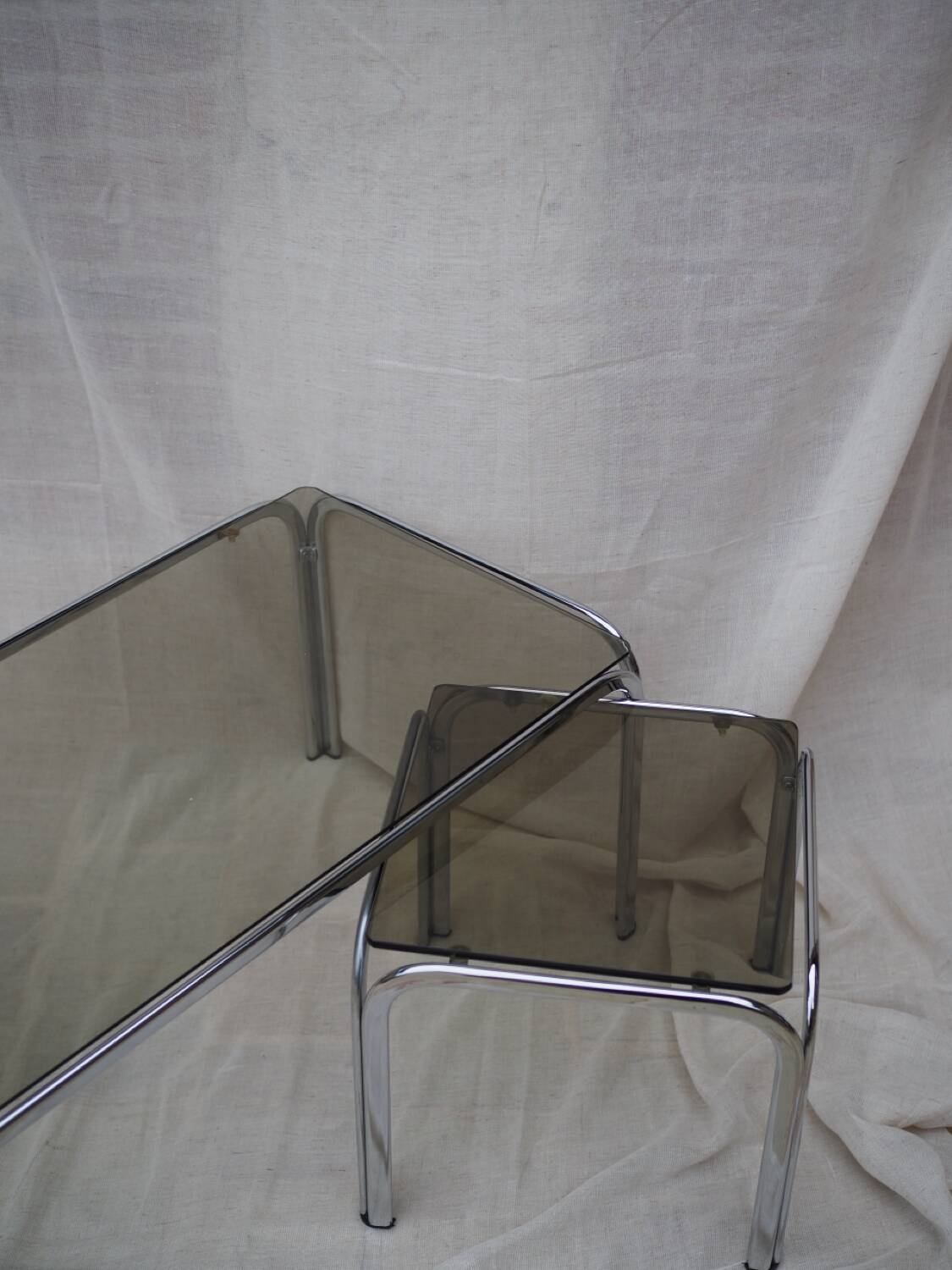 Chrome metal coffee table set