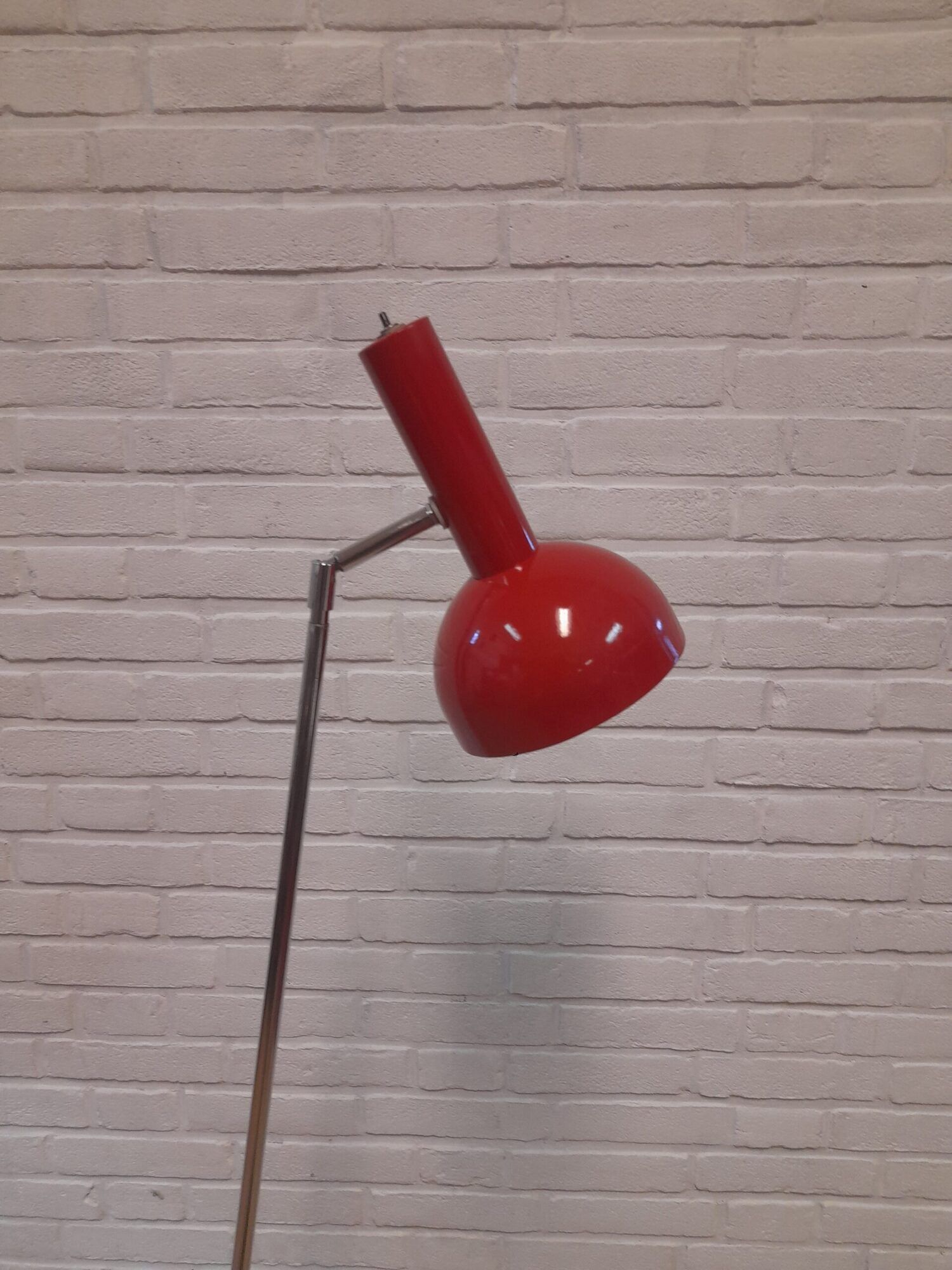 Hala adjustable floorlamp