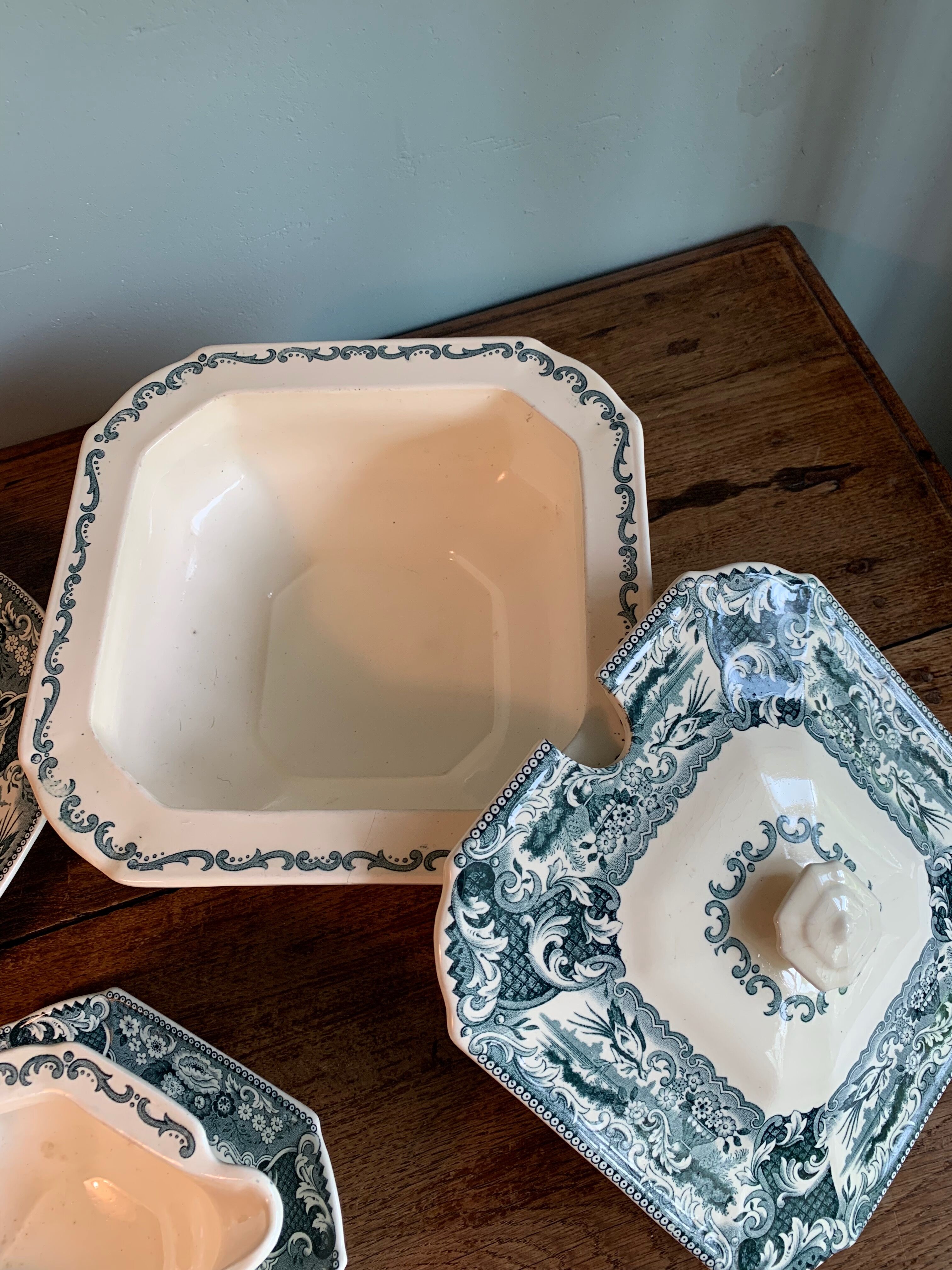 Set of 3 serving dishes in Maastricht ceramic