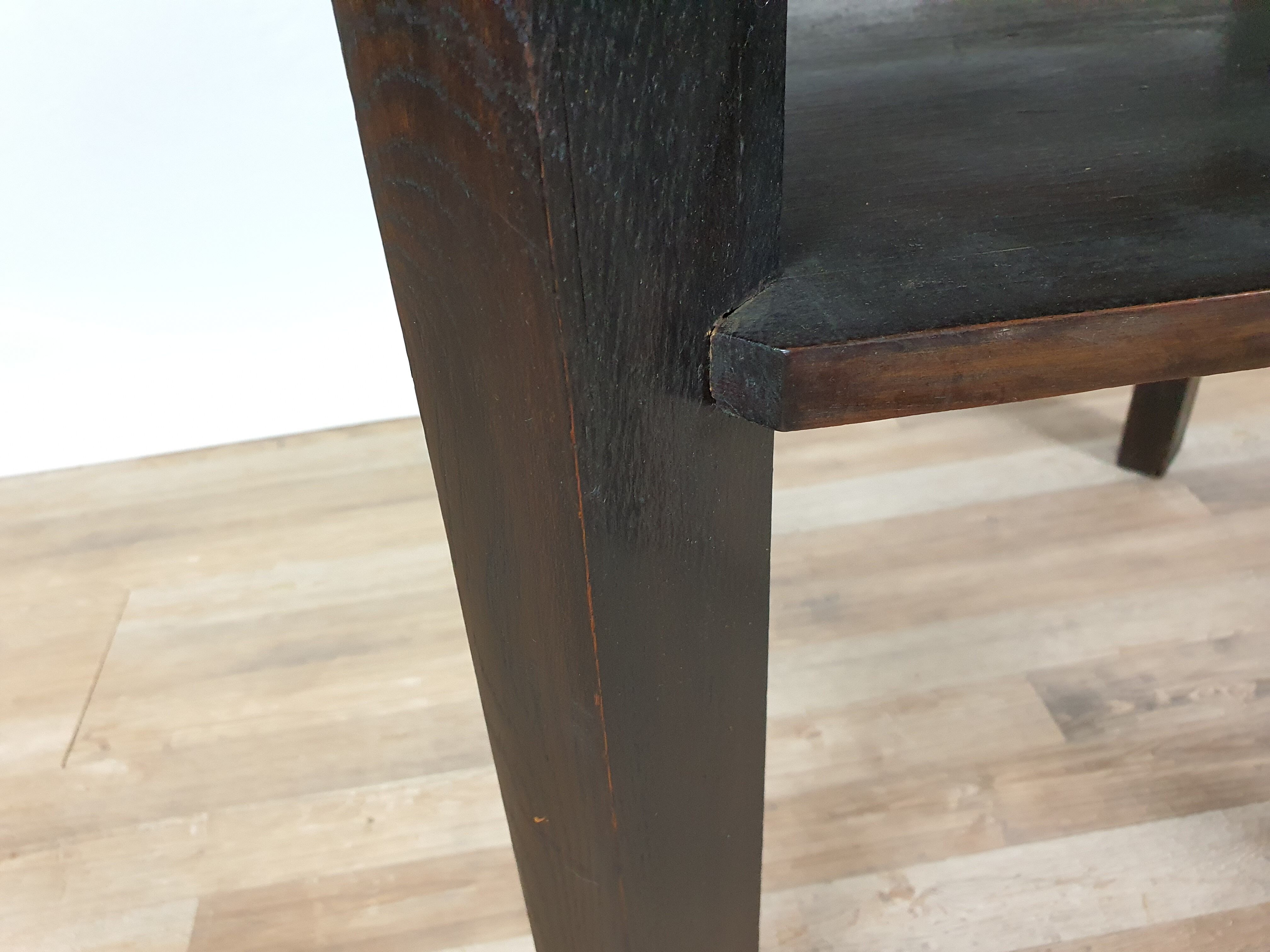 Art decò round black coffee table