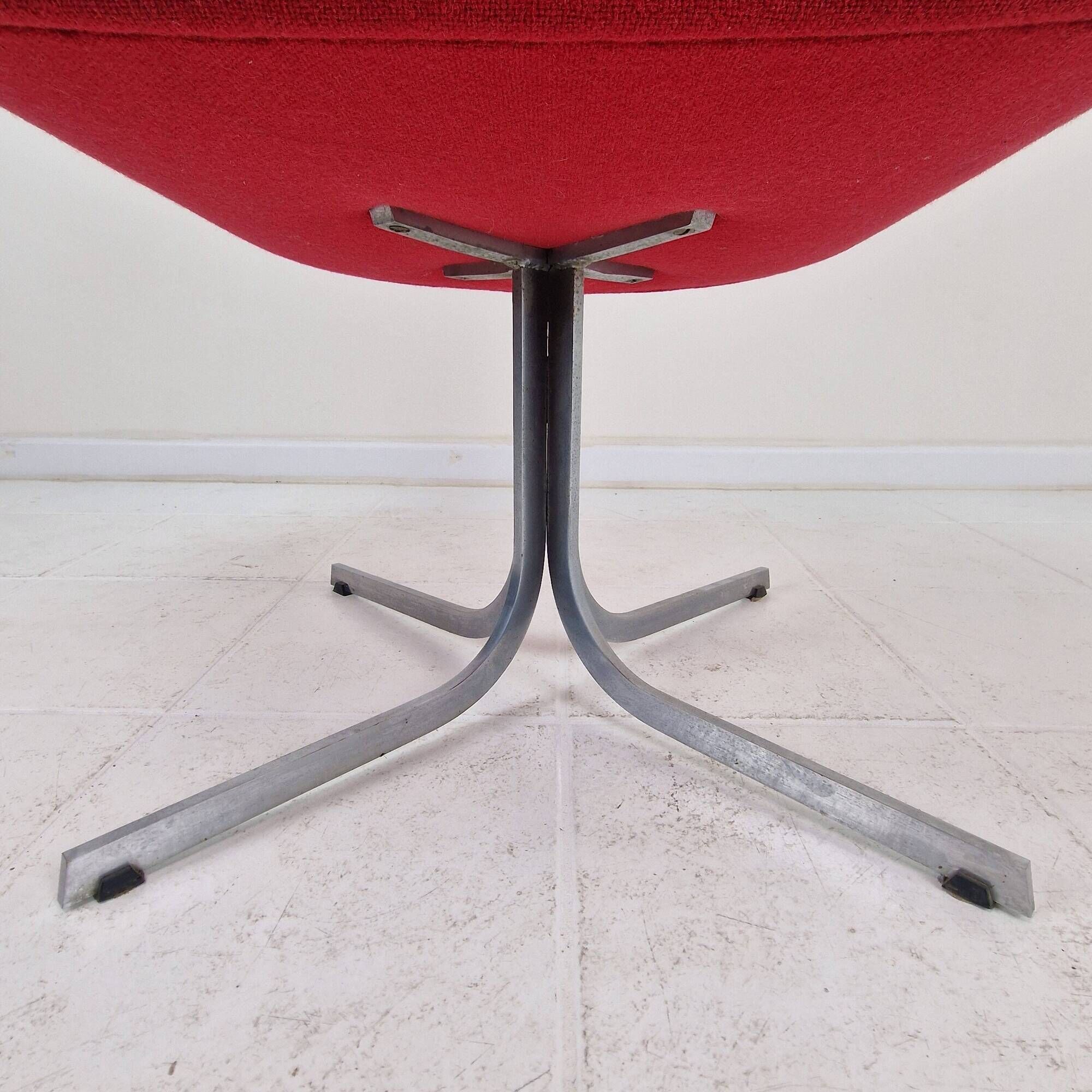 Set of 2 'Big Tulip' Easy Chairs (Model 543) by Pierre Paulin for Artifort
