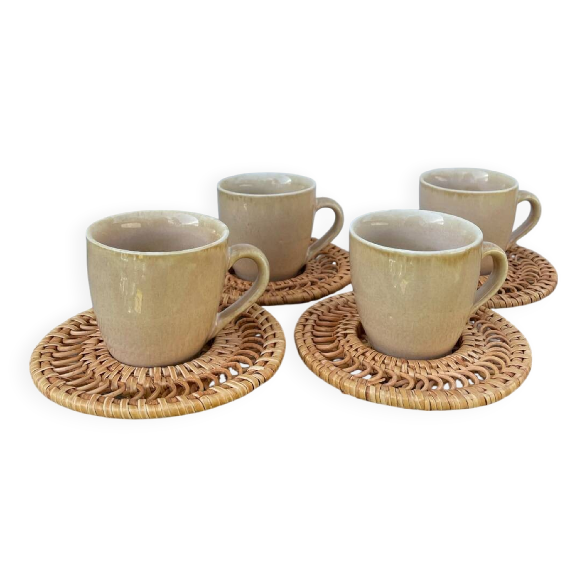 Ceramic and rattan coffee cups