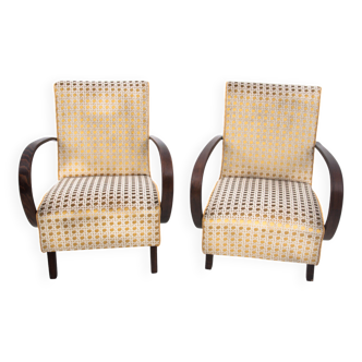 A pair of Art Deco armchairs from the 1930s. Armchairs designed by J. Halabala.