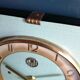 Horloge formica vintage pendule murale silencieuse carrée "SMI vert doré"