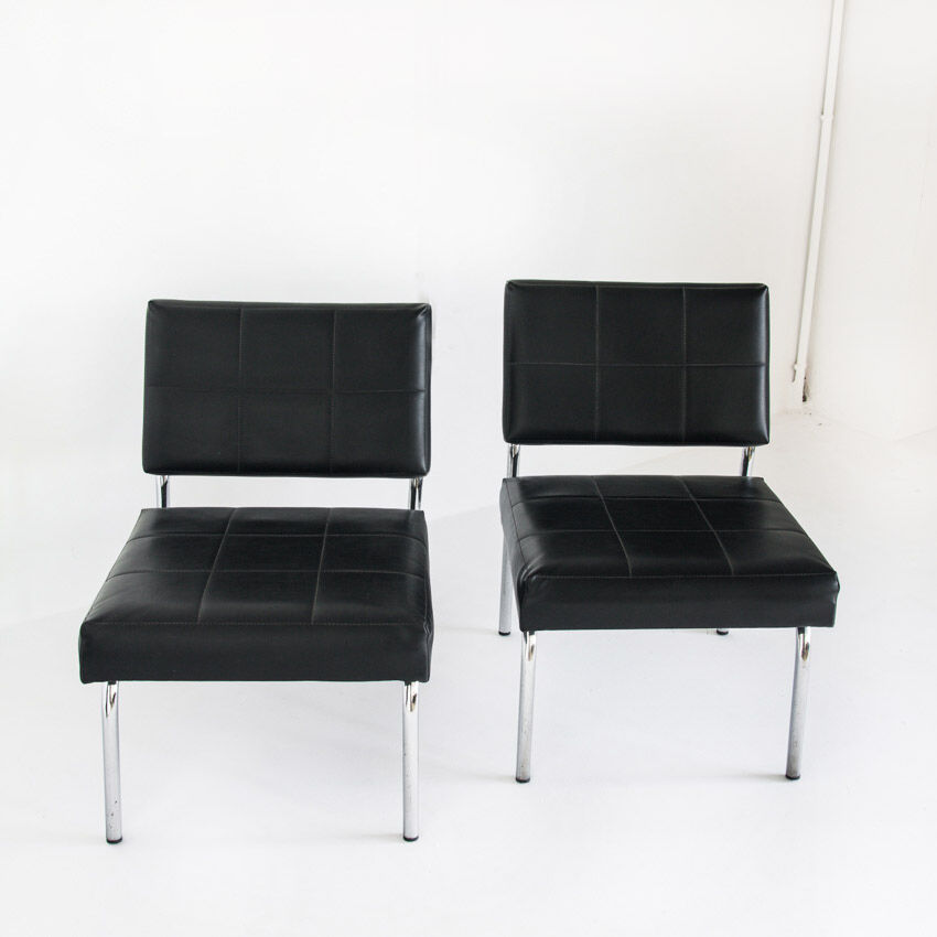 Pair of vintage low armchairs in chrome metal and skaï, Spain 1970