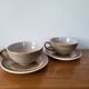 Ensemble de 2 grandes tasses et sous-tasse en grès Longchamp