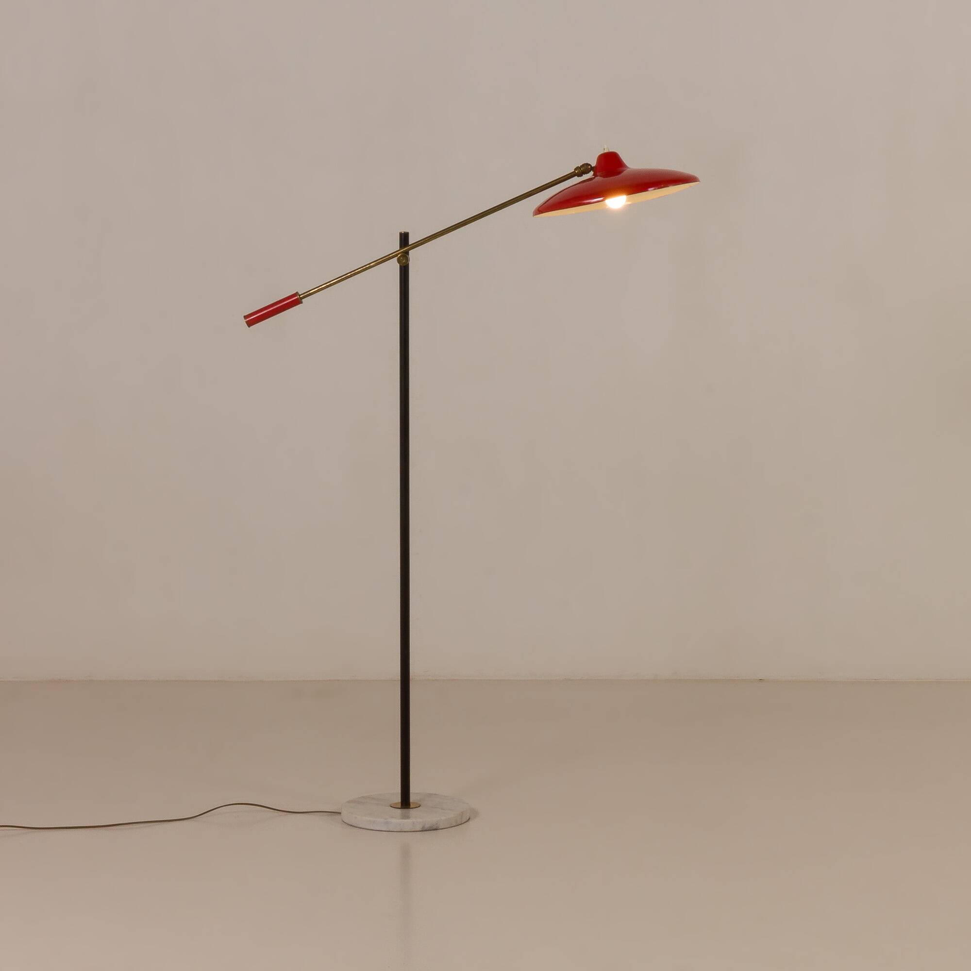 Mid-century floor lamp in the style of Arredoluce, Italy 1960s