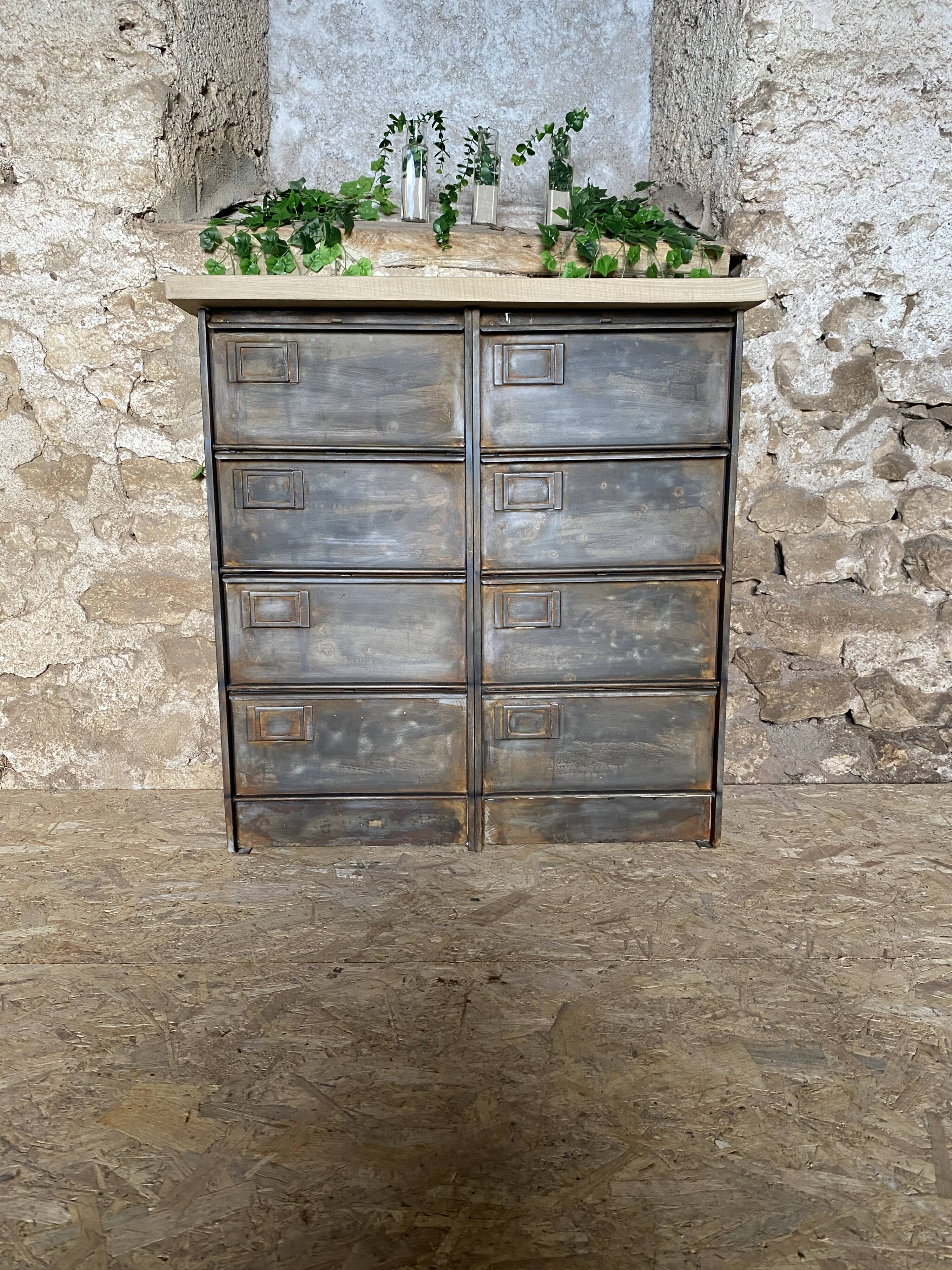 Furniture with 8 metal and wood flaps.