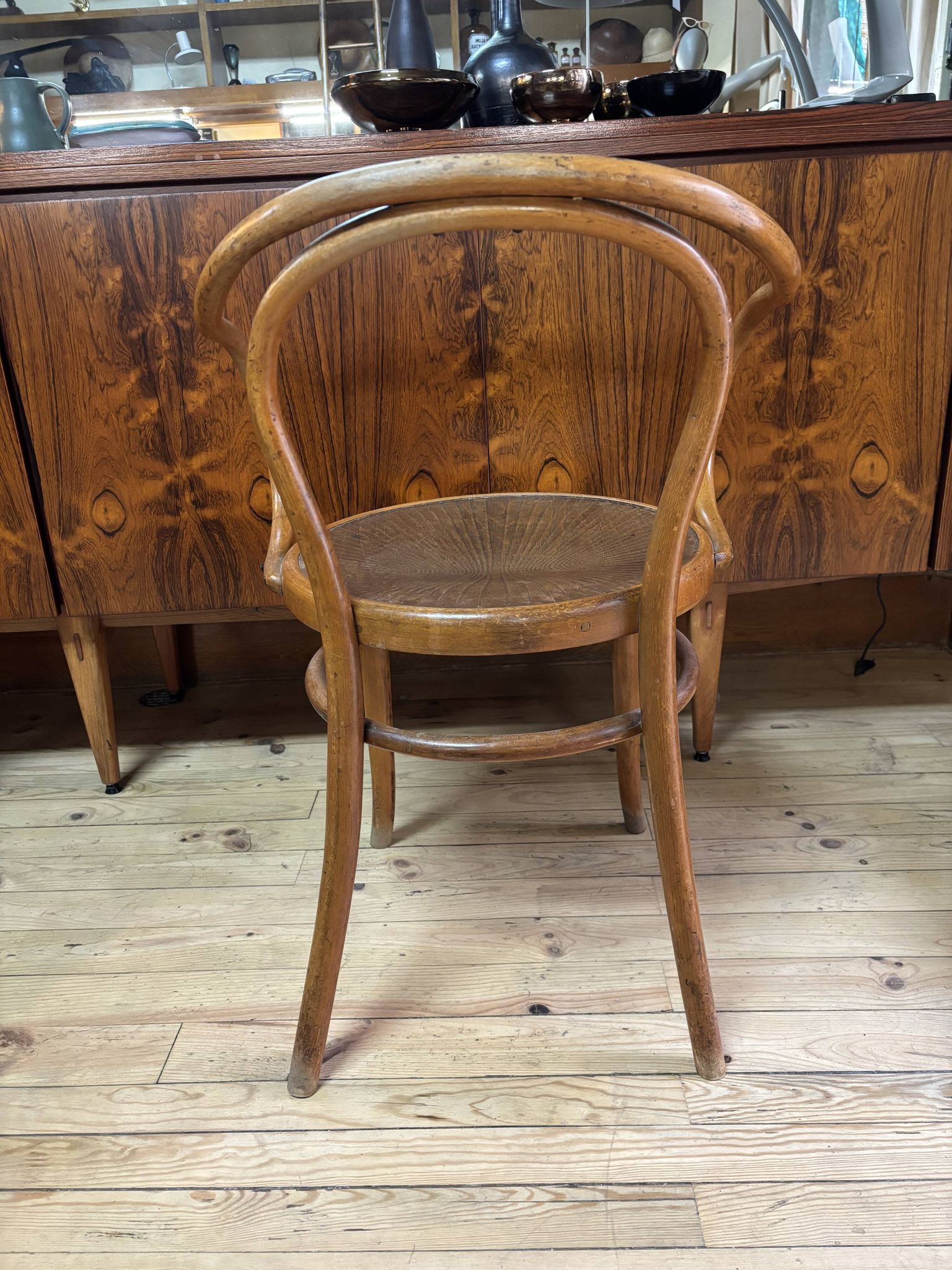 Curved wood armchair Jacob & Josef Kohn 1900