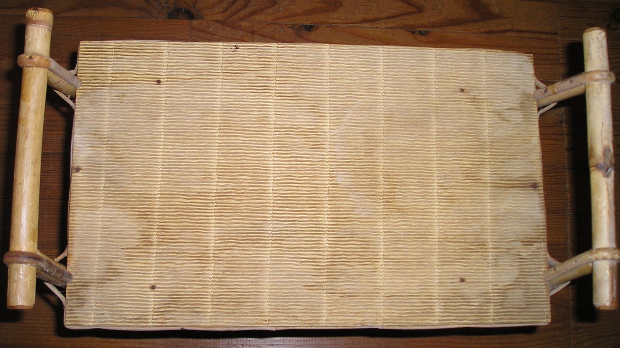 Old Wicker side table