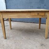 Farm table