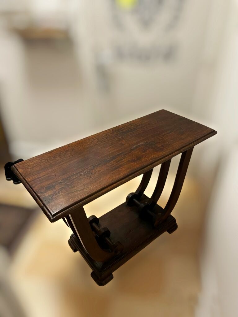 English Colonial Console (India)