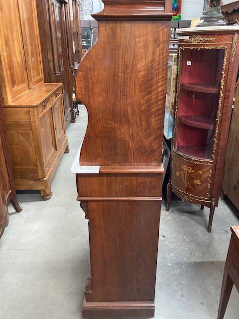 Dentist's furniture late 19th century