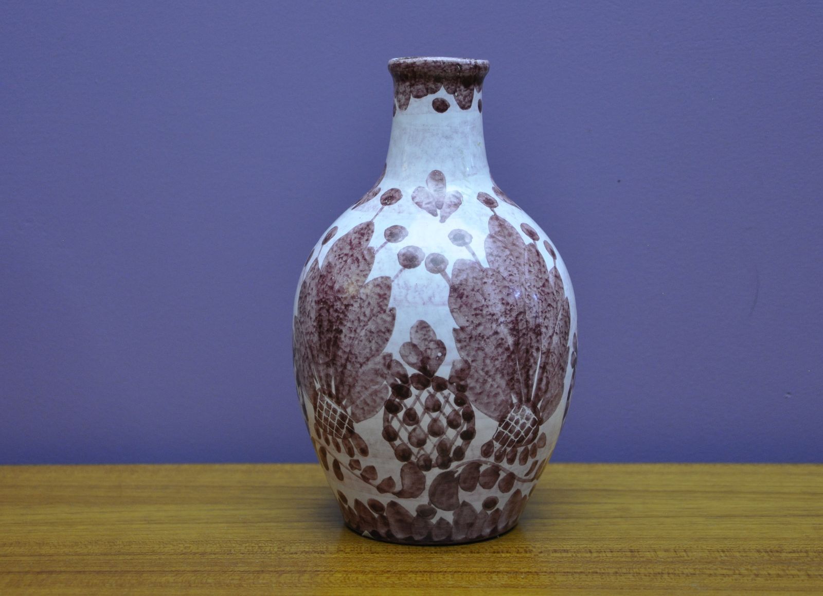 Italian porcelain vase