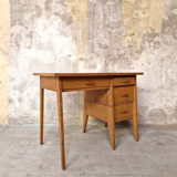 Vintage scandinavian office