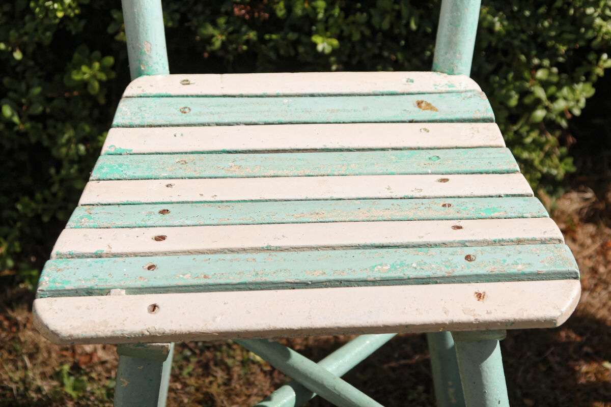 Set of 3 slatted wooden garden chairs