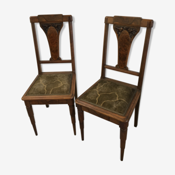 Lot of 2 chairs board style