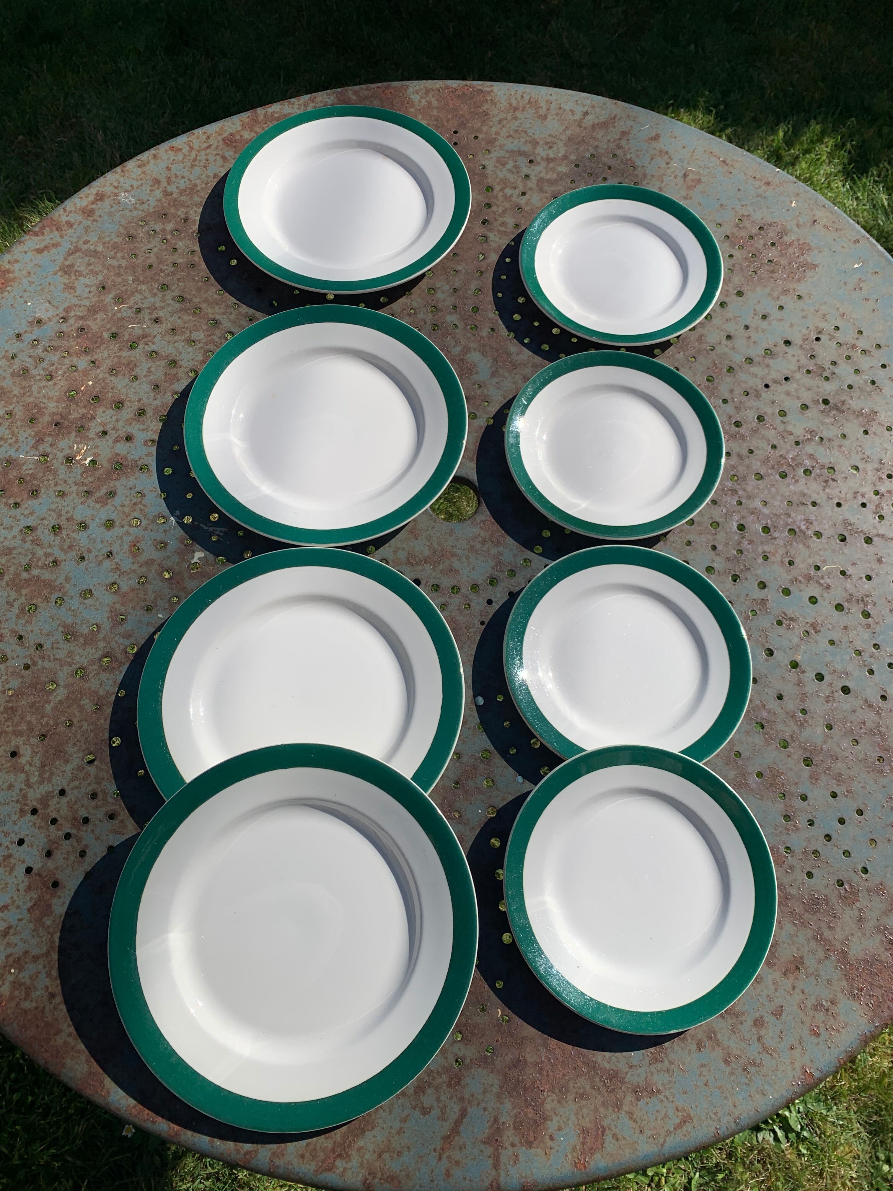 8 plates 4 flat and 4 small dark green Digoin sarreguemines vintage