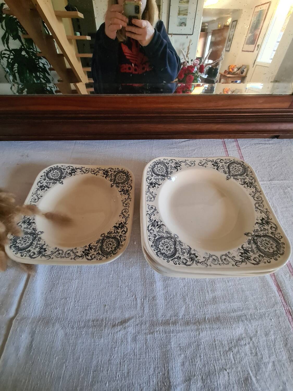 Longchamp Medicis Terre de Fer deep plates