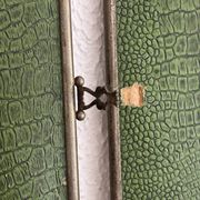 Miroir vintage 1930 triptyque barbier nickelé simili crocodile vert avocat
