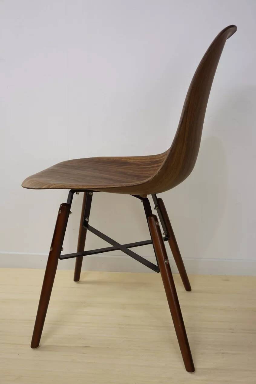 4 chairs in abs, wood and metal