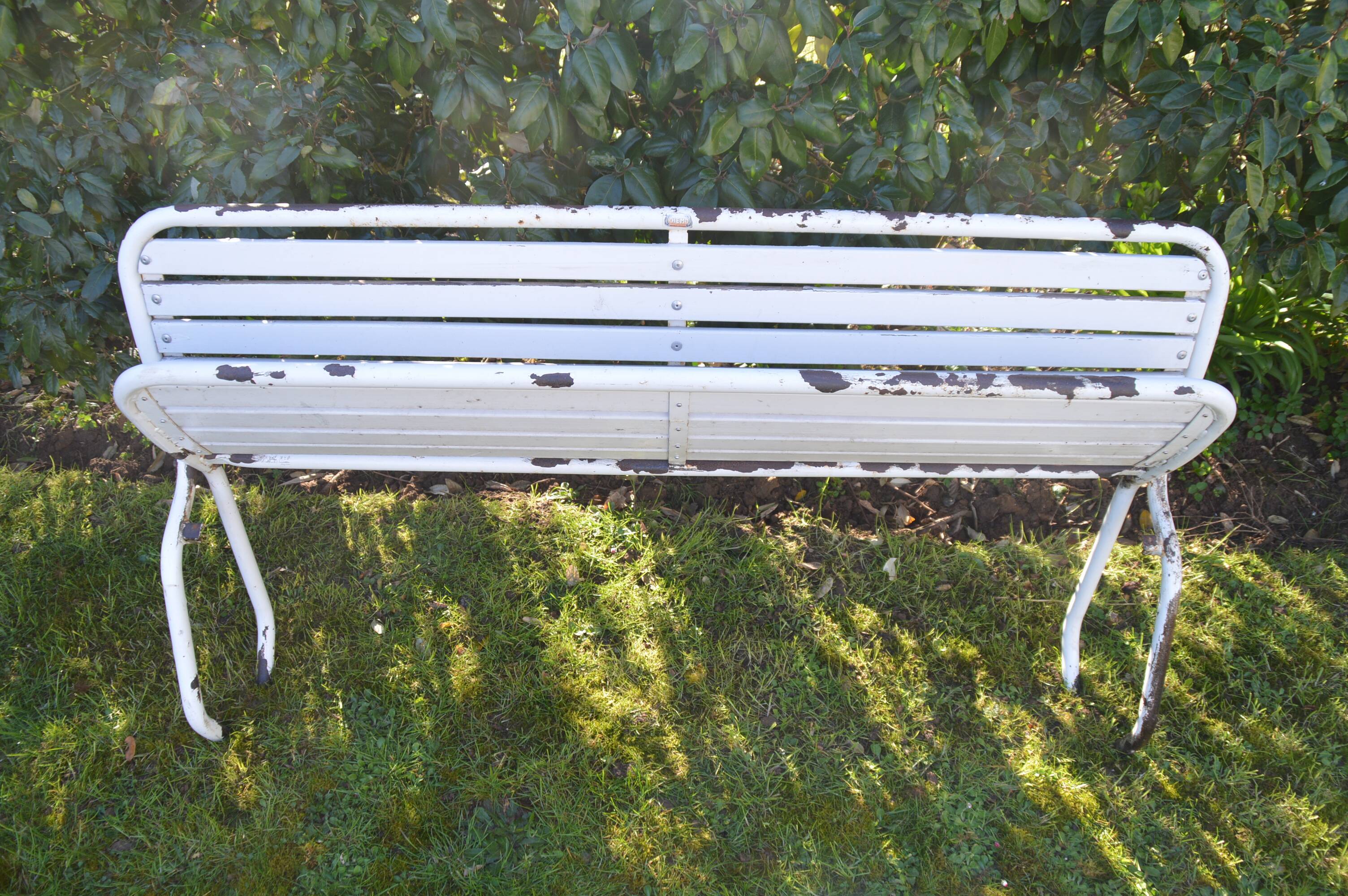 folding garden bench by HEM