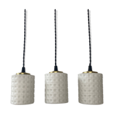 Lot 3 suspensions in vintage opaline