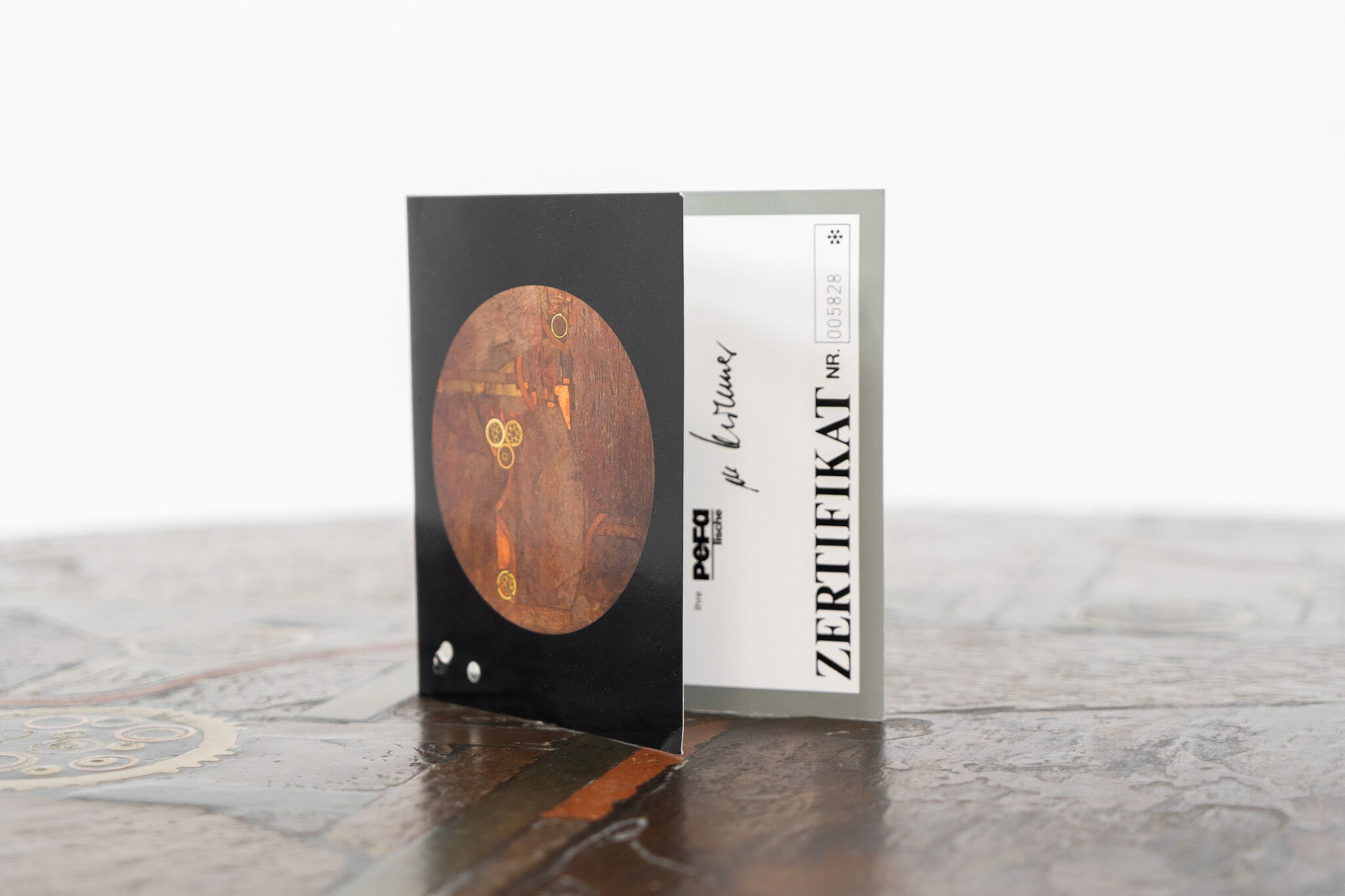 Table basse brutaliste par C. Kneip