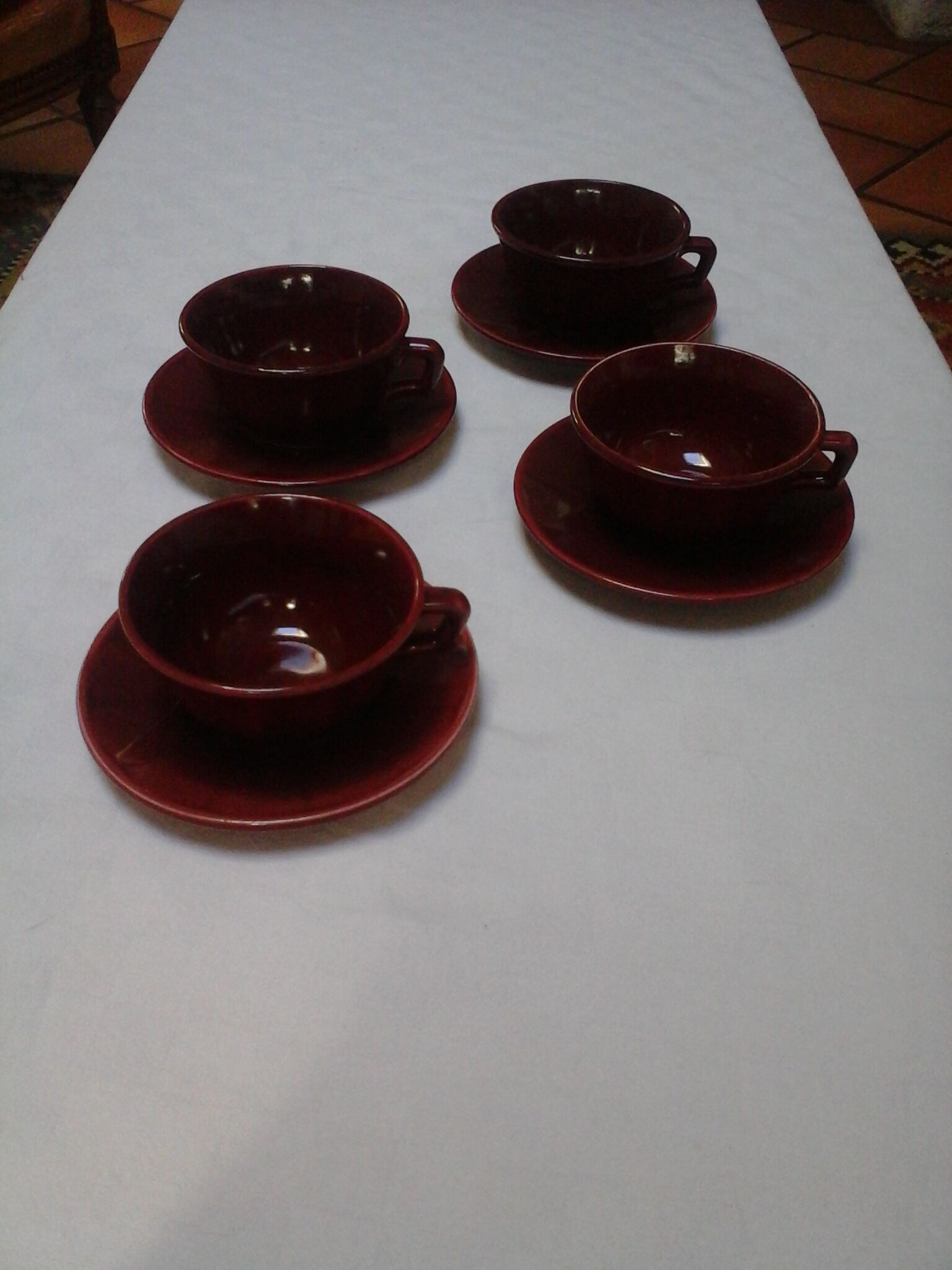 Set de 4 tasses bistrot bordeaux