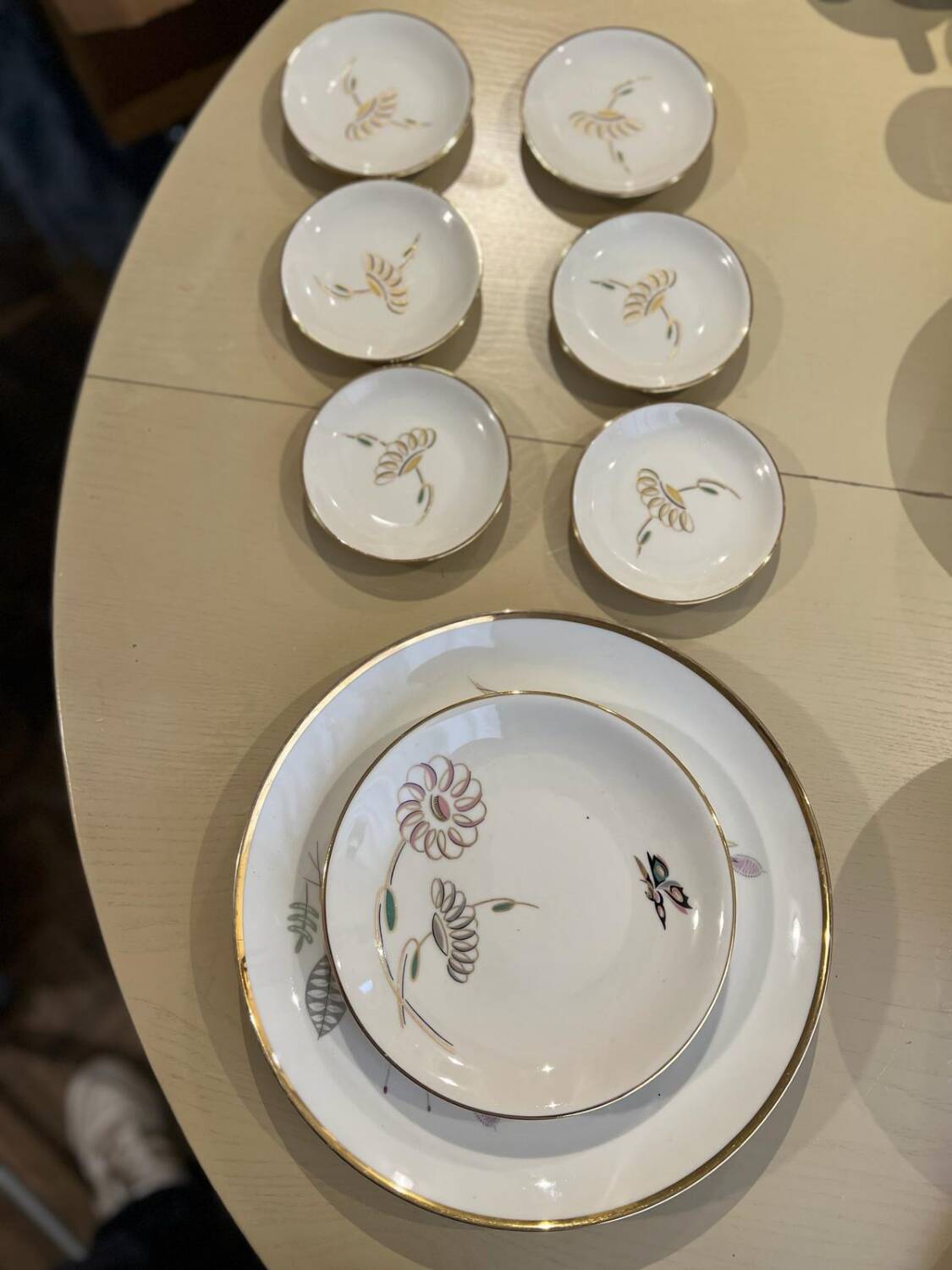 60s porcelain plate sets
