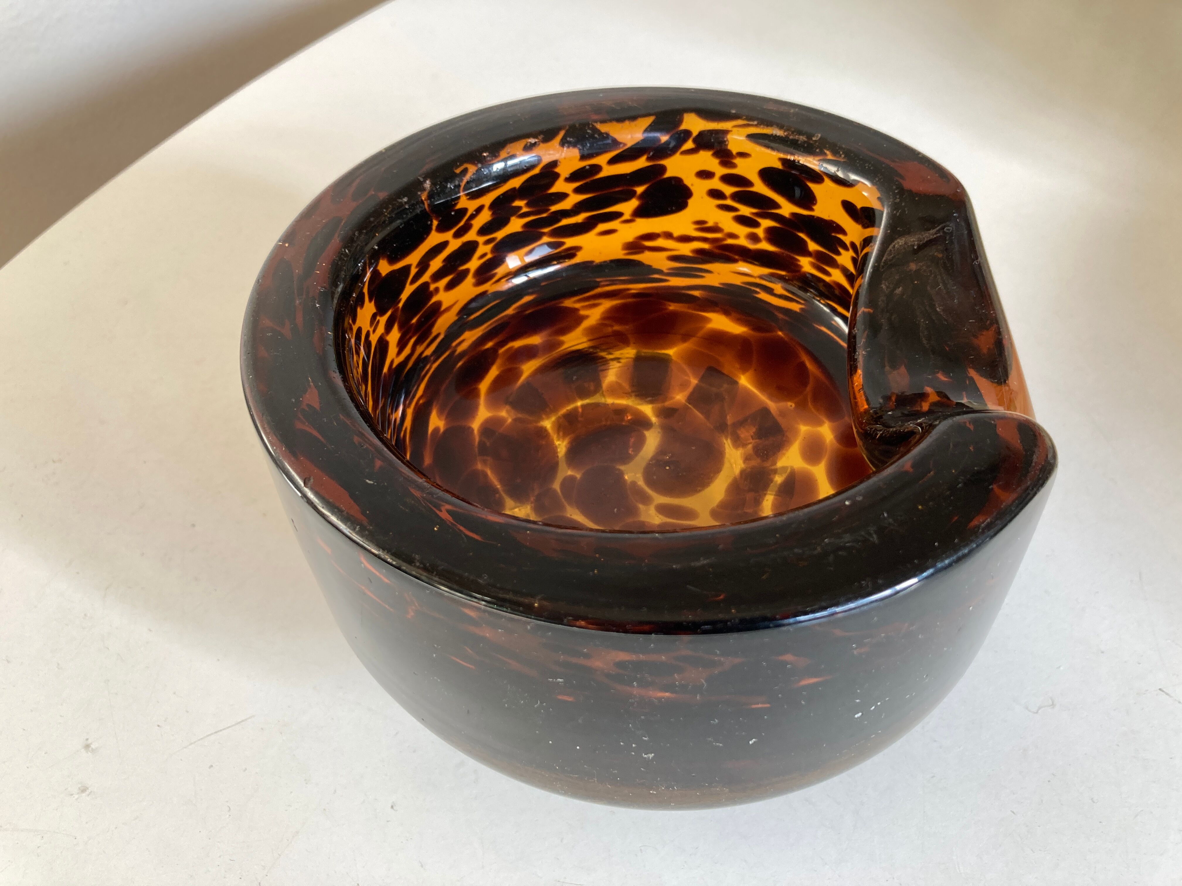 Empty glass pocket blown tortoiseshell 1970 XL