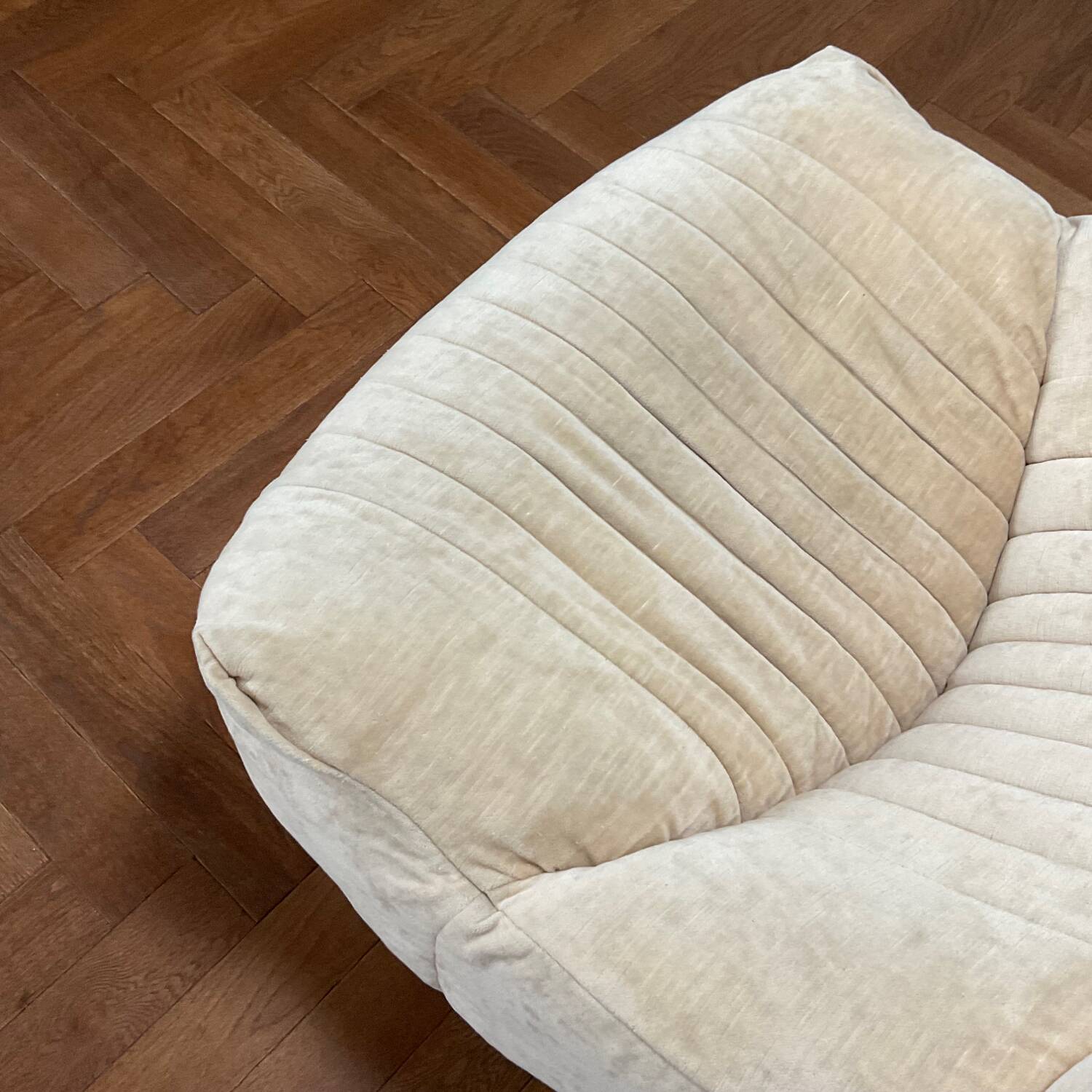 Chauffeuse Aralia Ligne Roset vintage années 70