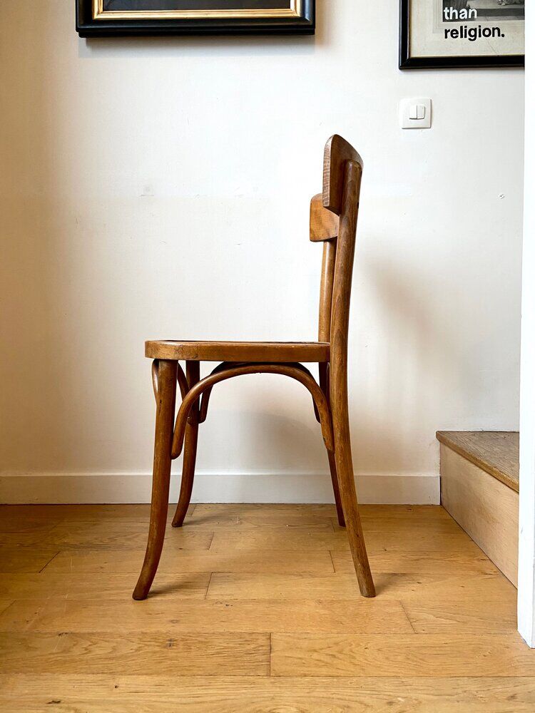 Bistro chair in light wood