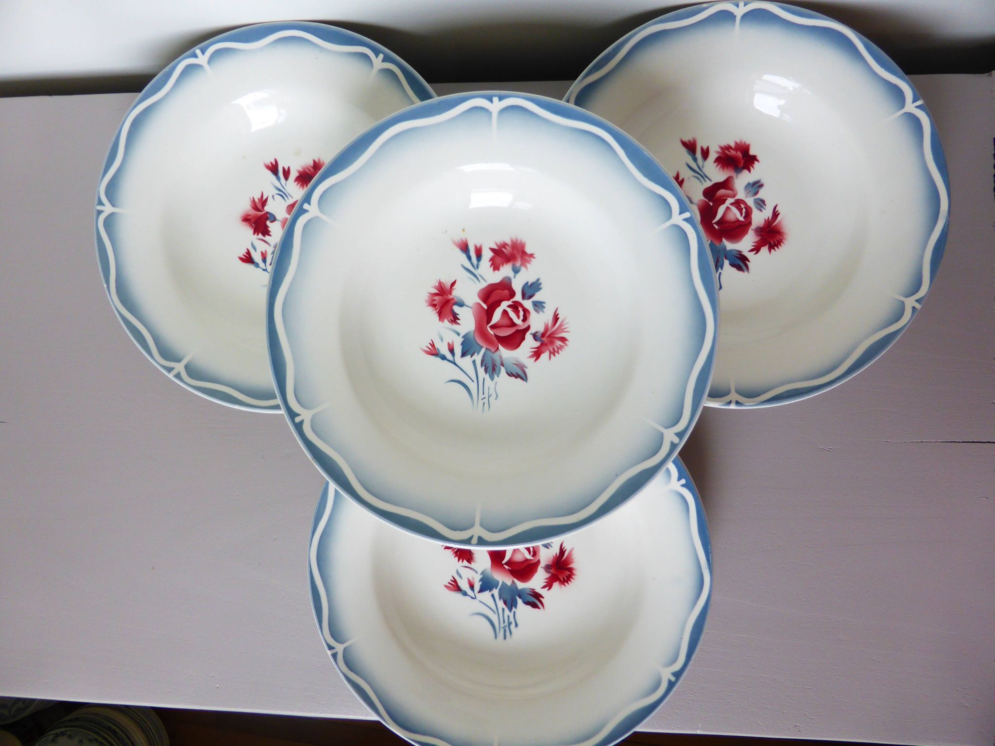 4 vintage Digoin Sarreguemines Nina Rosa porcelain soup plates 2008158