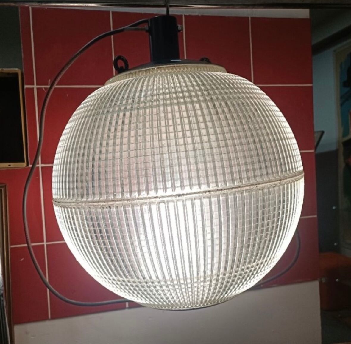 Suspension boule holophane