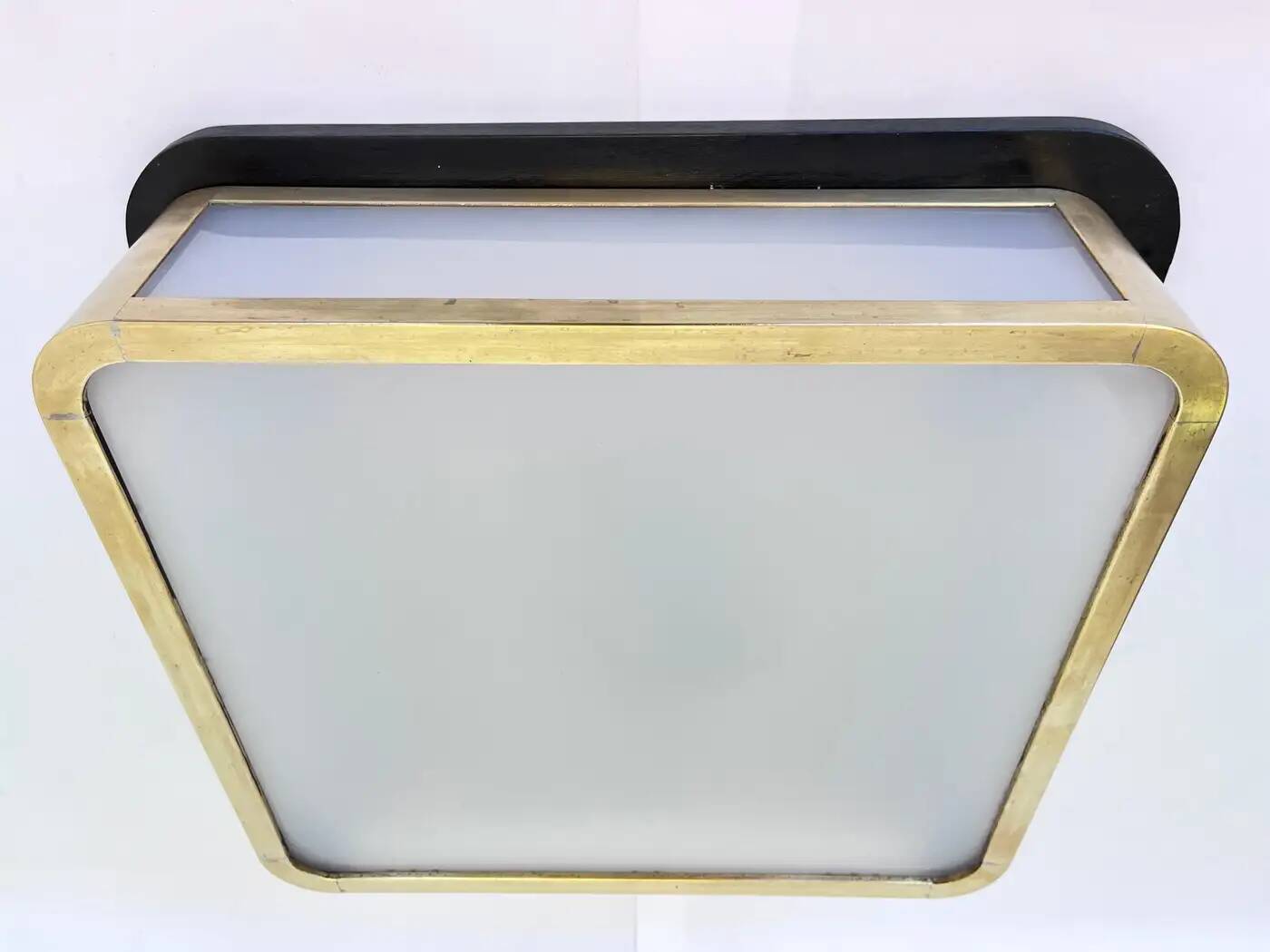 Grand plafonnier ou applique murale de style Bauhaus, en laiton et verre, taille XXL, années 1940